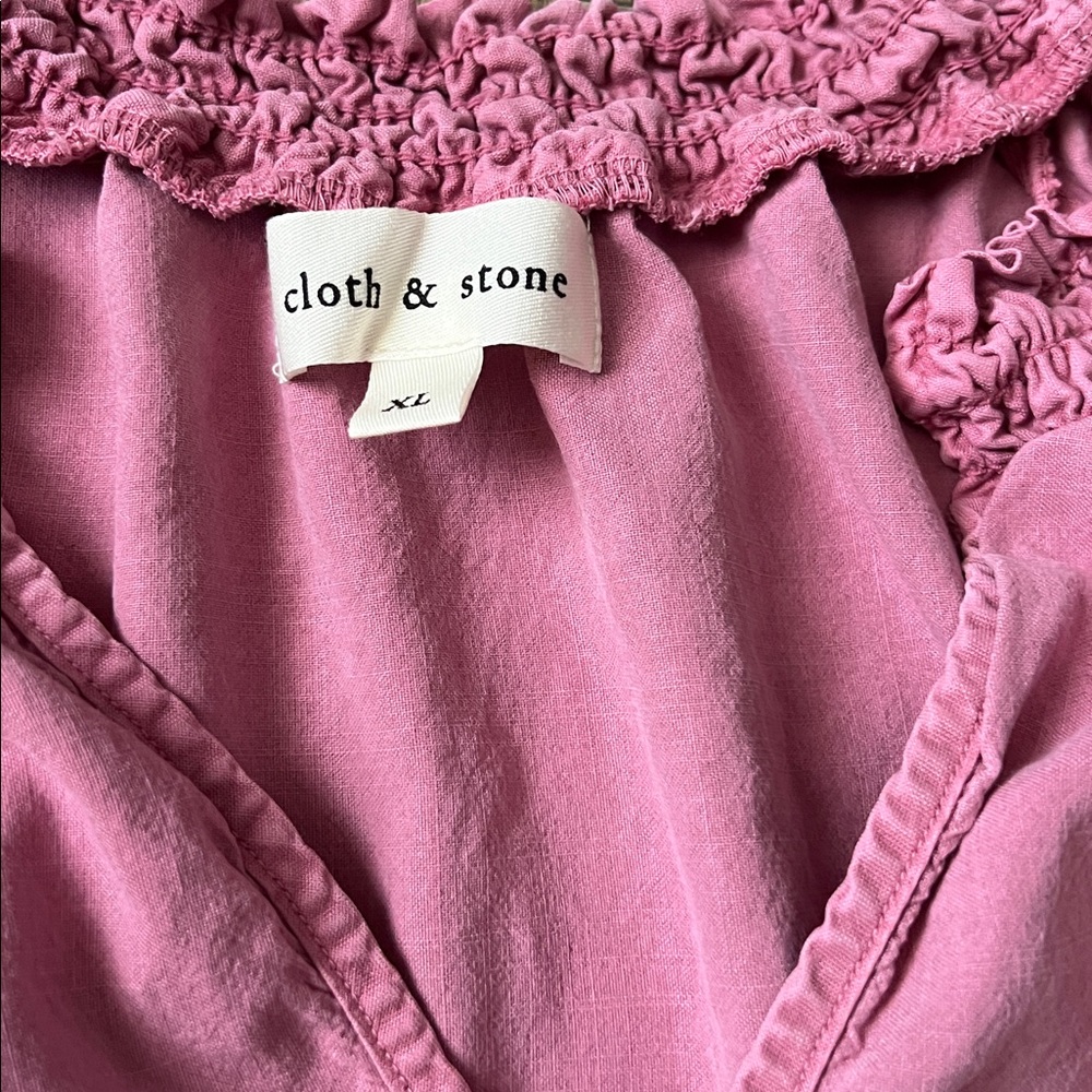 HP 🎉Cloth & Stone Mauve Ruffled  v neck top sz XL - Picture 3 of 3